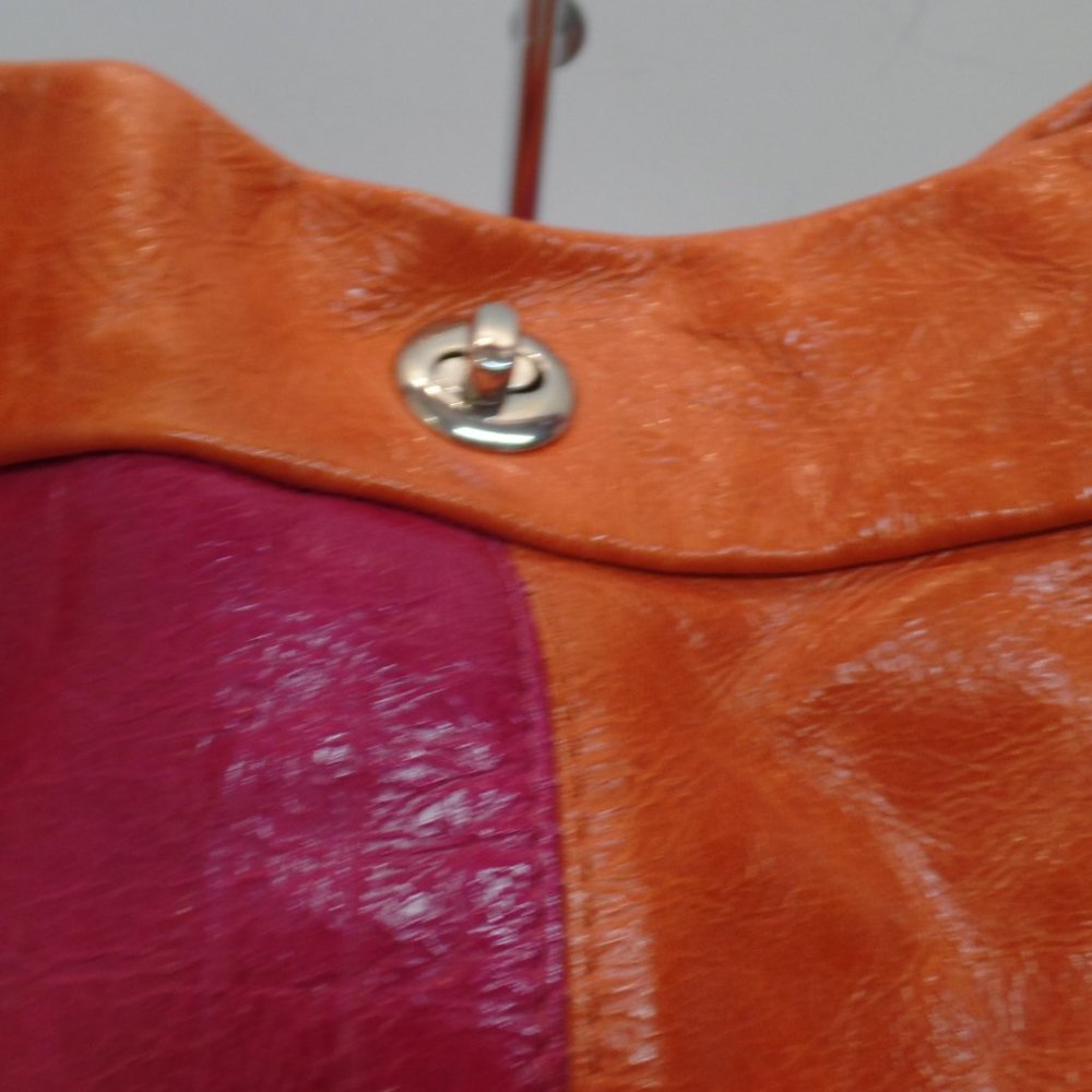 MAURIZIO TAIUTI Made in Italy Bright Pink & Orange Patent Leather Bucket Bag - Picture 11 of 16